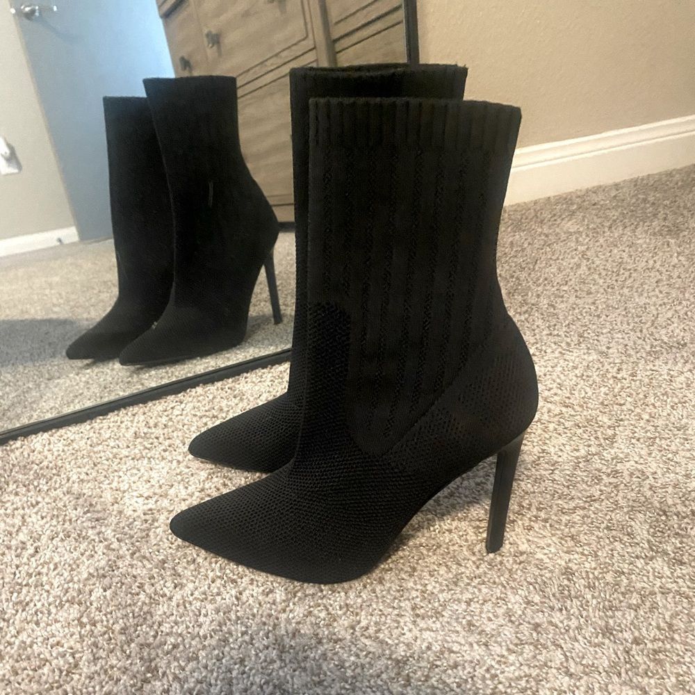 Steve Madden Black sock bootie size 8.5